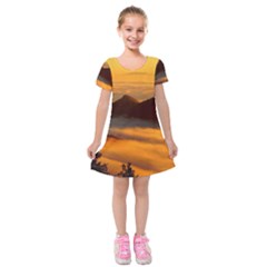 Fog Clouds Sea Of Fog Mountain Kids  Short Sleeve Velvet Dress by Celenk