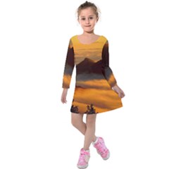 Fog Clouds Sea Of Fog Mountain Kids  Long Sleeve Velvet Dress by Celenk