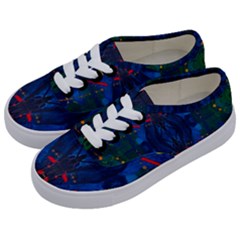 Kaleidoscope Art Pattern Ornament Kids  Classic Low Top Sneakers by Celenk