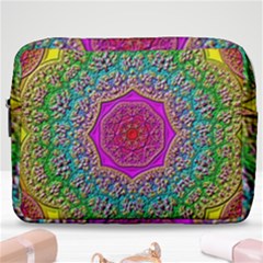 Mandala Tile Background Geometric Make Up Pouch (large)