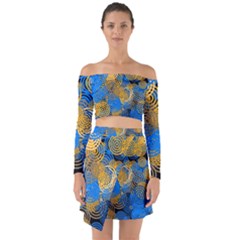 Circle Rings Abstract Optics Off Shoulder Top With Skirt Set by Simbadda