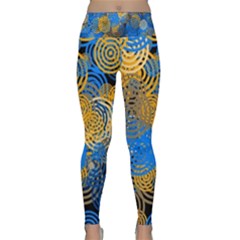 Circle Rings Abstract Optics Lightweight Velour Classic Yoga Leggings by Simbadda