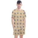 Pop Art  Bee Pattern Men s Mesh Tee and Shorts Set View1