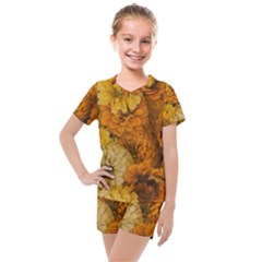 Yellow Zinnias Kids  Mesh Tee And Shorts Set