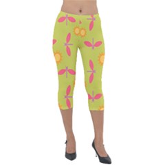 Dragonfly Sun Flower Seamlessly Lightweight Velour Capri Leggings 