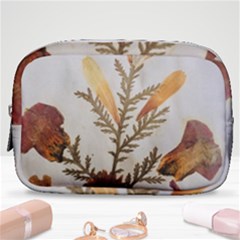 Holy Land Flowers 8 Make Up Pouch (small)