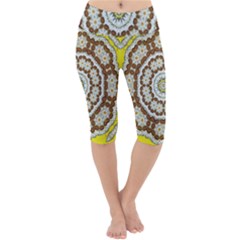 Pretty As A Flower Everywhere You Can See Lightweight Velour Cropped Yoga Leggings