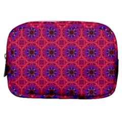 Retro Abstract Boho Unique Make Up Pouch (small)