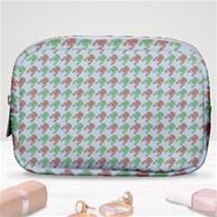 Amphibians Hopping Houndstooth Pattern Make Up Pouch (small)