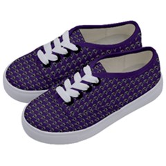 Luv Machine Robot Houndstooth Pattern (purple) Kids  Classic Low Top Sneakers by emilyzragz