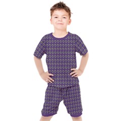 Luv Machine Robot Houndstooth Pattern Purple Kids  Tee And Shorts Set by emilyzragz