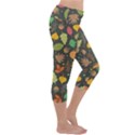 Thanksgiving pattern Capri Yoga Leggings View3