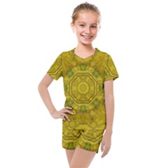 Sunshine Feathers And Fauna Ornate Kids  Mesh Tee And Shorts Set