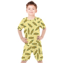 Corn Pattern Kid s Set