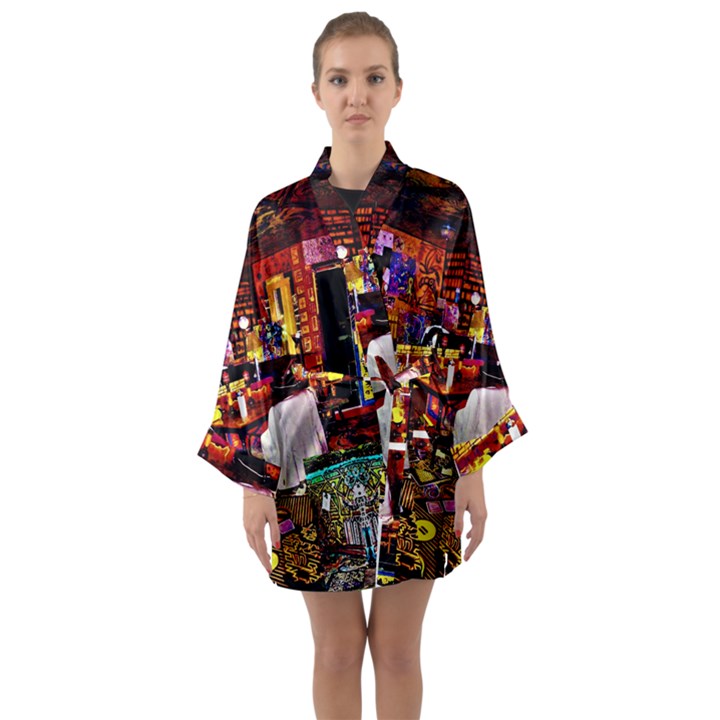 PAINTED HOUSE Long Sleeve Kimono Robe