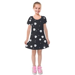 Pattern Skull Stars Halloween Gothic On Black Background Kids  Short Sleeve Velvet Dress by genx