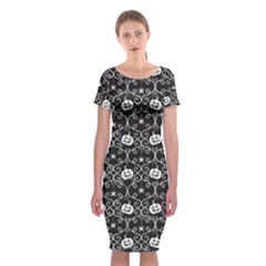 Pattern Pumpkin Spider Vintage Gothic Halloween Black And White Classic Short Sleeve Midi Dress by genx