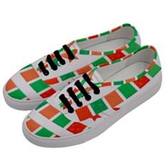 Christmas Bunting Banners Tassel Men s Classic Low Top Sneakers