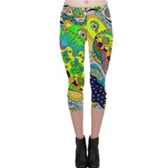 Cosmic Lizards With Alien Spaceship Capri Leggings  by chellerayartisans