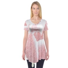 Tulip Red And White Pen Drawing Short Sleeve Tunic  by picsaspassion