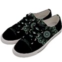 Fractal Green Lace Pattern Circle Men s Low Top Canvas Sneakers View2