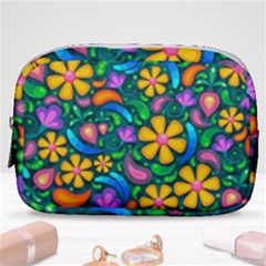 Floral Paisley Background Flowers Make Up Pouch (small)