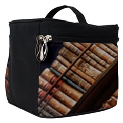 Books Bookshelf Classic Collection Make Up Travel Bag (small)