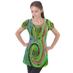 Groovy Abstract Green And Crimson Liquid Swirl Puff Sleeve Tunic Top