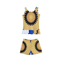 Design Circular Round Pattern Kids  Boyleg Swimsuit by Pakrebo