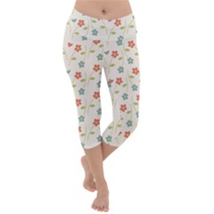 Floral Pattern Wallpaper Retro Lightweight Velour Capri Yoga Leggings