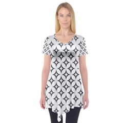 Star Curved Pattern Monochrome Short Sleeve Tunic  by Pakrebo