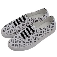 Star Curved Pattern Monochrome Men s Classic Low Top Sneakers by Pakrebo