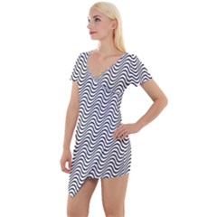 Wave Wave Lines Diagonal Seamless Short Sleeve Asymmetric Mini Dress by Pakrebo