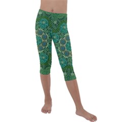 Stars Shining Over The Brightest Star In Lucky Starshine Kids  Lightweight Velour Capri Leggings 