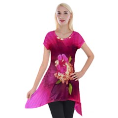 Deep Pink And Crimson Hibiscus Flower Macro Short Sleeve Side Drop Tunic by myrubiogarden