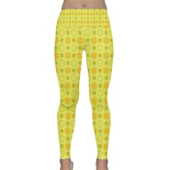 Traditional Patterns Chrysanthemum Lightweight Velour Classic Yoga Leggings by Pakrebo