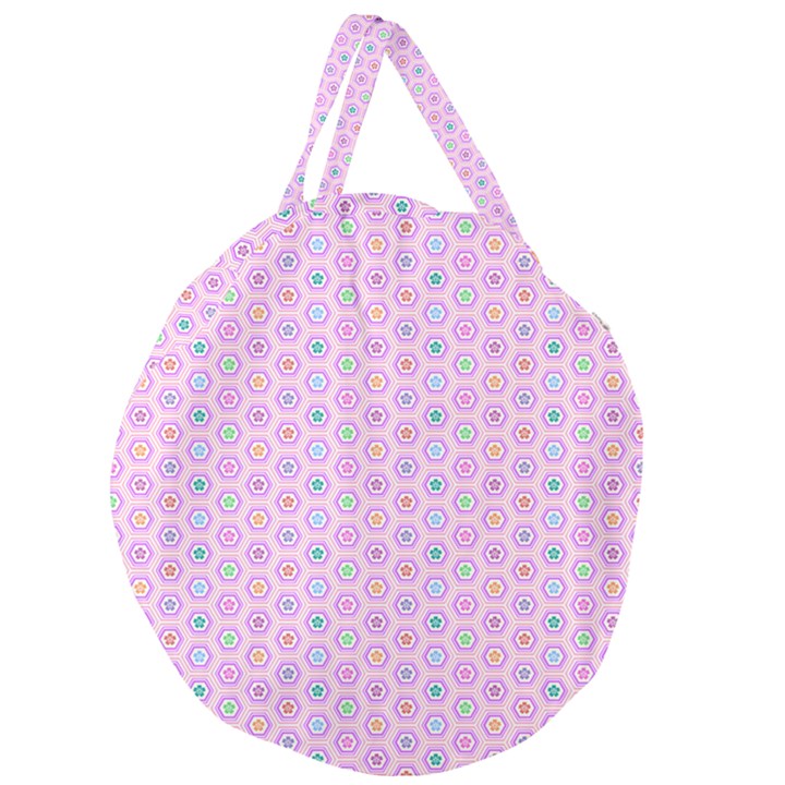 A Hexagonal Pattern Giant Round Zipper Tote