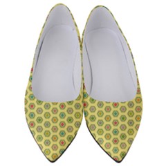 A Hexagonal Pattern Women s Low Heels