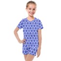 A Hexagonal Pattern Kids  Mesh Tee and Shorts Set View1