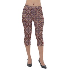 Pattern Decoration Art Ornate Lightweight Velour Capri Leggings 