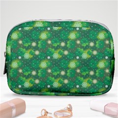 4 Leaf Clover Star Glitter Seamless Make Up Pouch (small)