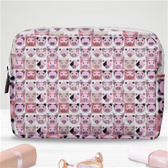 Graphic Seamless Pattern Pig Make Up Pouch (medium)