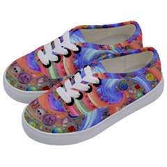 Swirl Vortex Emoji Cyclone Motion Kids  Classic Low Top Sneakers by Pakrebo