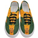 Giraffe Animals Zoo Women s Classic Low Top Sneakers View1