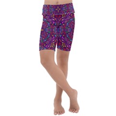 Kaleidoscope Triangle Pattern Kids  Lightweight Velour Cropped Yoga Leggings