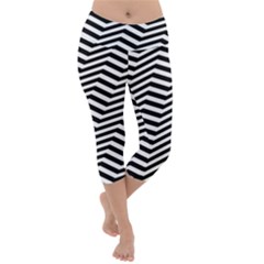 Zigzag Chevron Lightweight Velour Capri Yoga Leggings