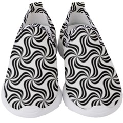 Soft Pattern Repeat Kids  Slip On Sneakers