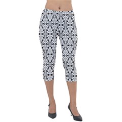 Ornamental Checkerboard Lightweight Velour Capri Leggings 