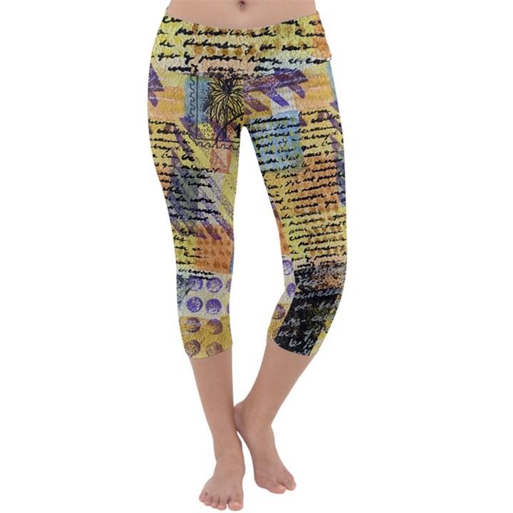 Old Paper Vintage Capri Yoga Leggings