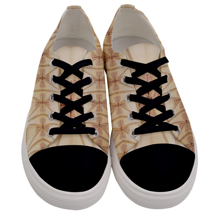 Wells Cathedral Wells Cathedral Men s Low Top Canvas Sneakers